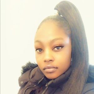 Meet your Posher, Seynabou